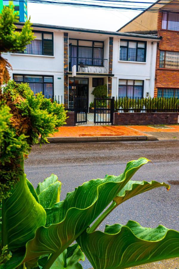 Hotel Central House A 5 Min De La Embajada Americana Bogota Exterior photo